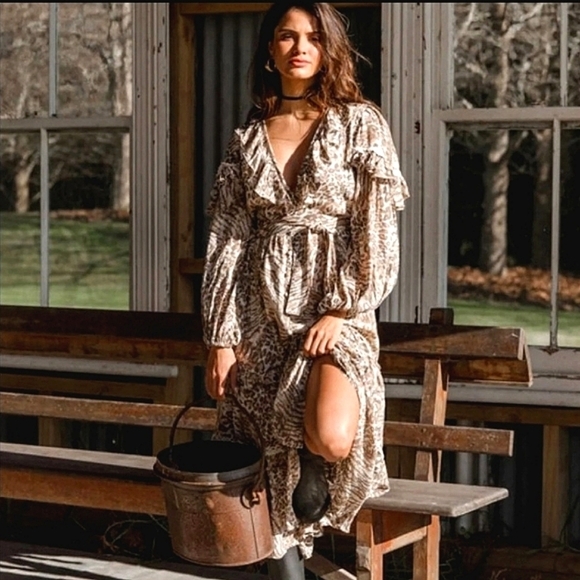 NWT Spell and the Gypsy Leopard Ada  Print Boho maxi dress size small - Picture 4 of 12